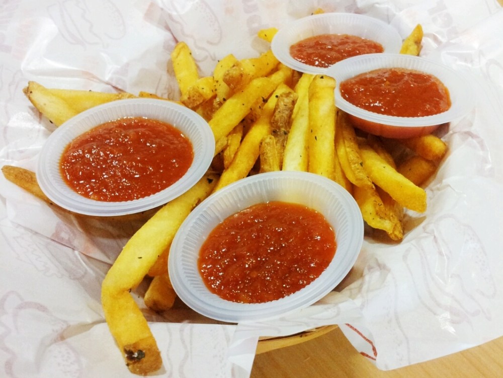 Hand cut chips with skins