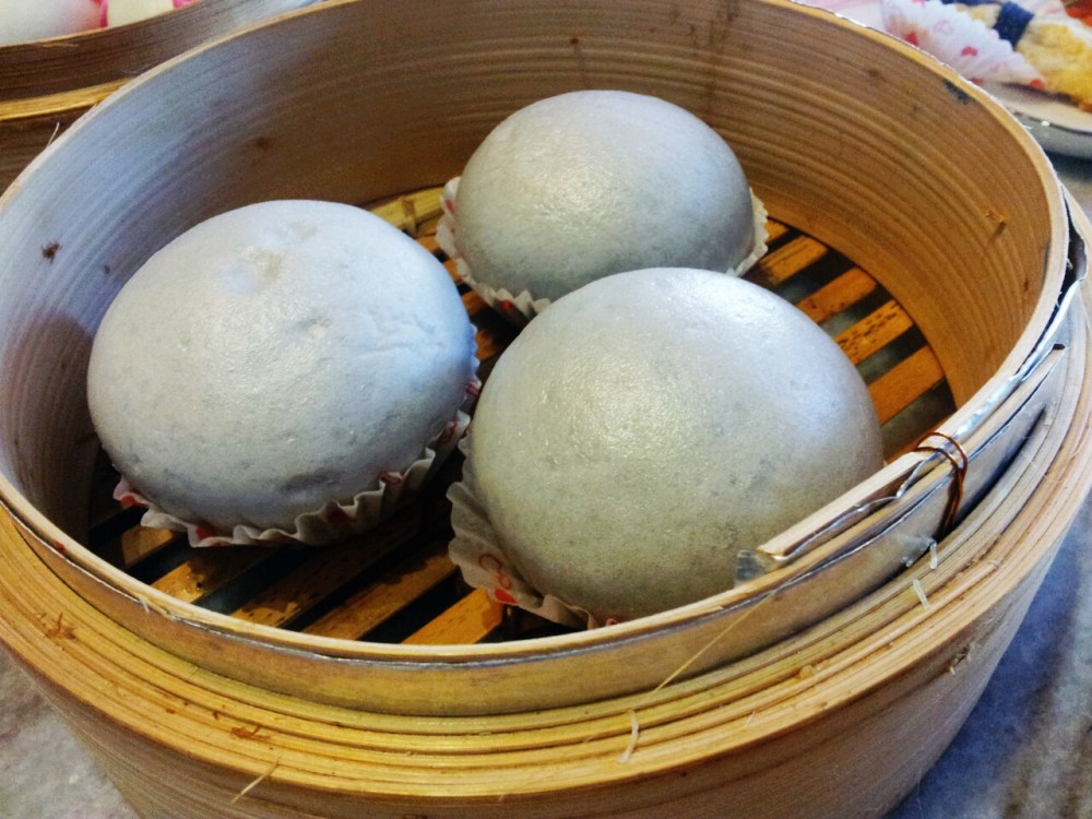 Egg custard in Charcoal skin.