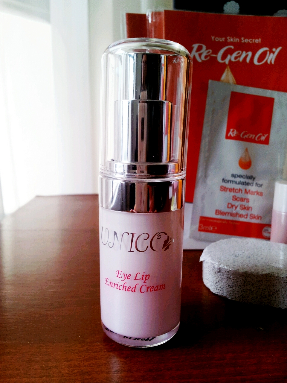 UNICO Eye Lip Enriched Cream