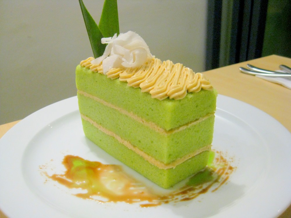 Pandan Delicio – pandan chiffon, gula melaka, buttercream, candied coconut cake. (Season Special)