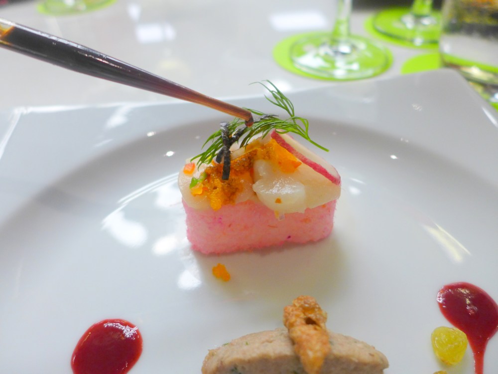 Comes with a pipet filled soy sauce, fun!