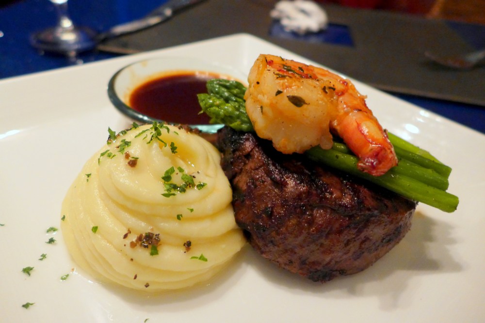 Tenderloin with King Prawn, Asparagus and Mash
